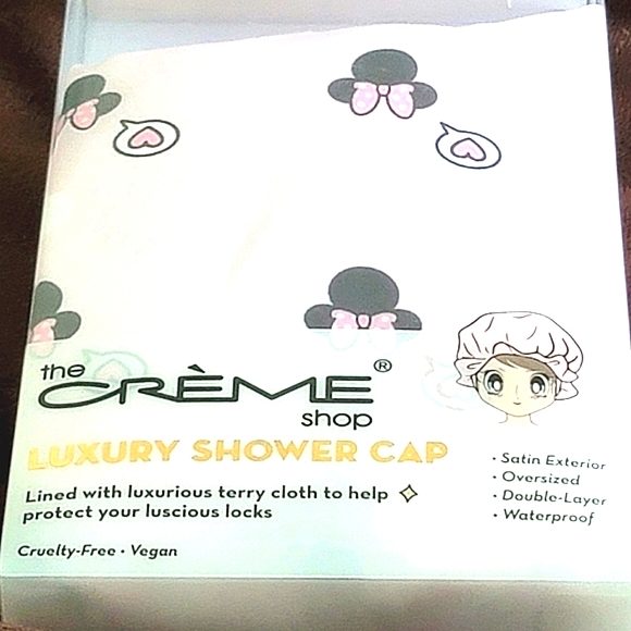 NEW The Creme Shop Minnie Mouse Luxury Shower Cap - Picture 3 of 5
